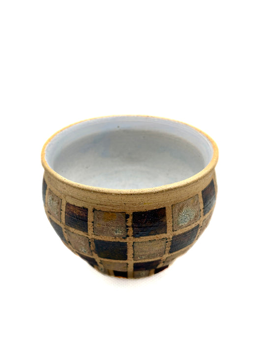 checkered ceramic bowl